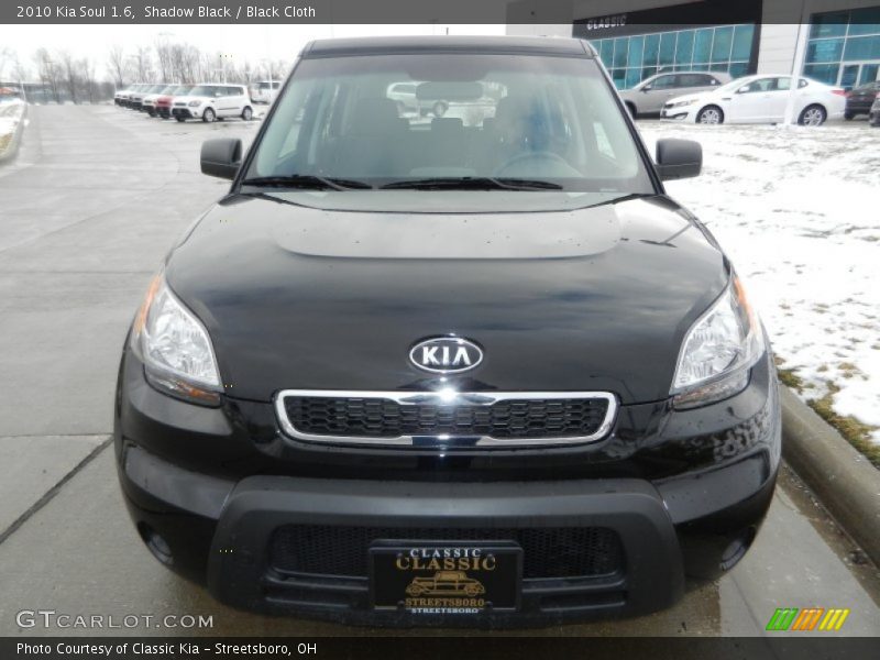 Shadow Black / Black Cloth 2010 Kia Soul 1.6