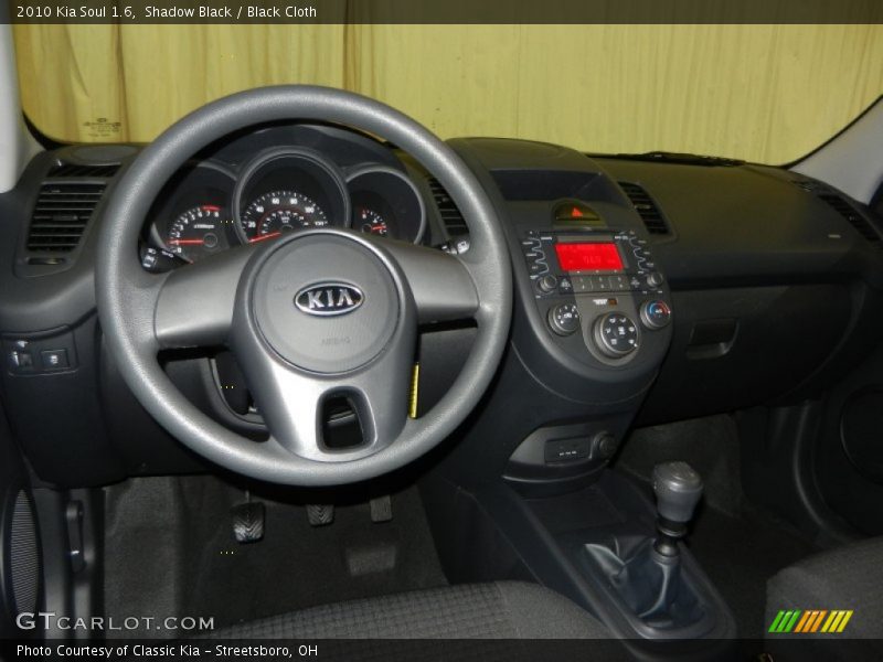 Shadow Black / Black Cloth 2010 Kia Soul 1.6