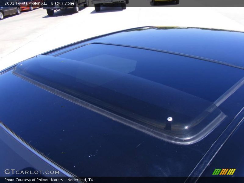 Black / Stone 2001 Toyota Avalon XLS