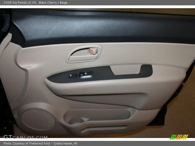 Black Cherry / Beige 2008 Kia Rondo LX V6