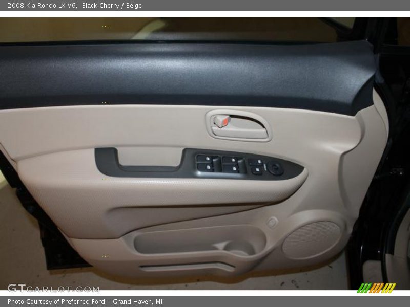 Black Cherry / Beige 2008 Kia Rondo LX V6