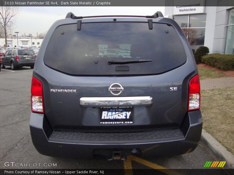 Dark Slate Metallic / Graphite 2010 Nissan Pathfinder SE 4x4