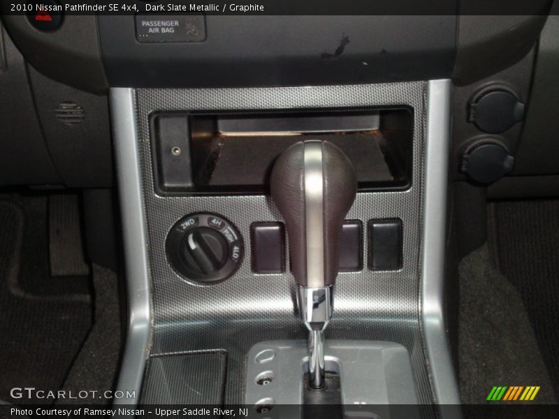 Dark Slate Metallic / Graphite 2010 Nissan Pathfinder SE 4x4