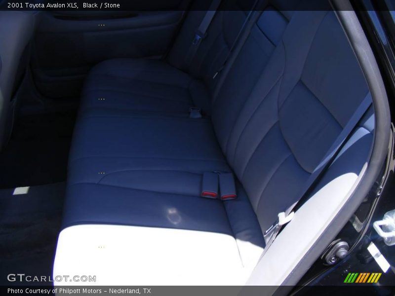 Black / Stone 2001 Toyota Avalon XLS