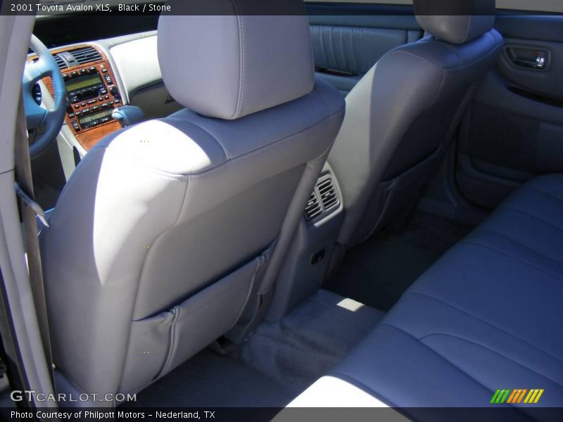 Black / Stone 2001 Toyota Avalon XLS