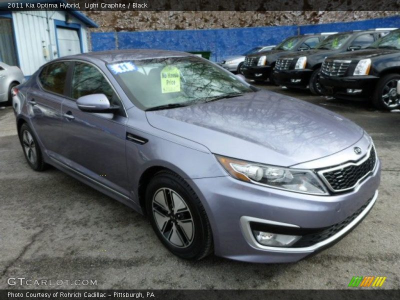 Front 3/4 View of 2011 Optima Hybrid