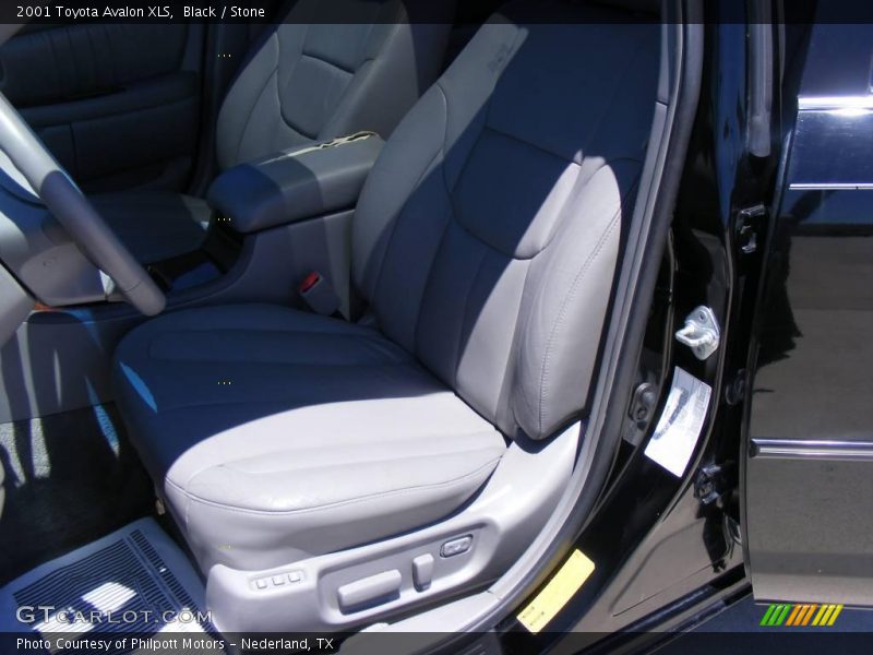 Black / Stone 2001 Toyota Avalon XLS
