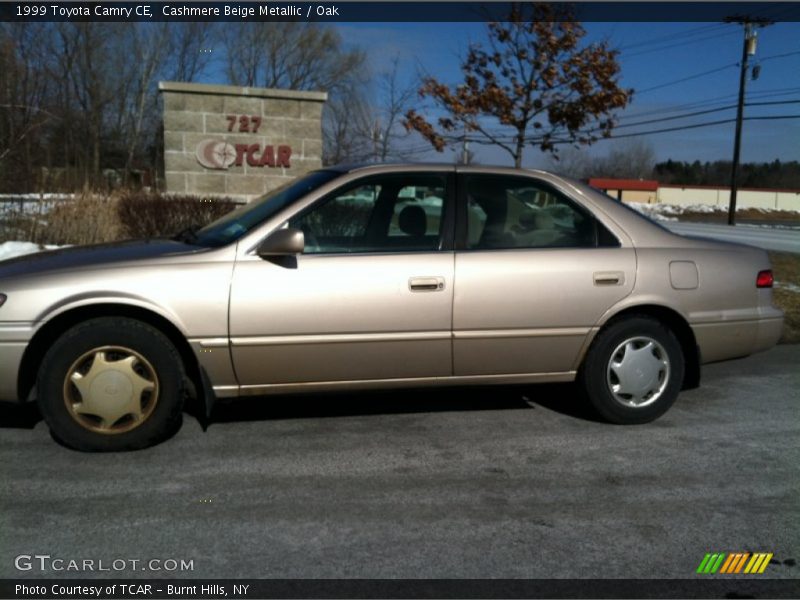 Cashmere Beige Metallic / Oak 1999 Toyota Camry CE
