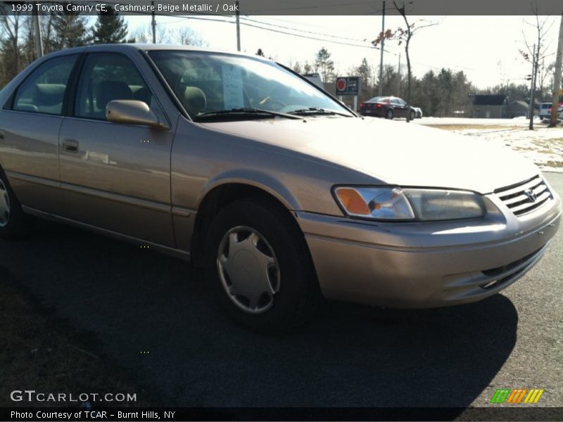 Cashmere Beige Metallic / Oak 1999 Toyota Camry CE