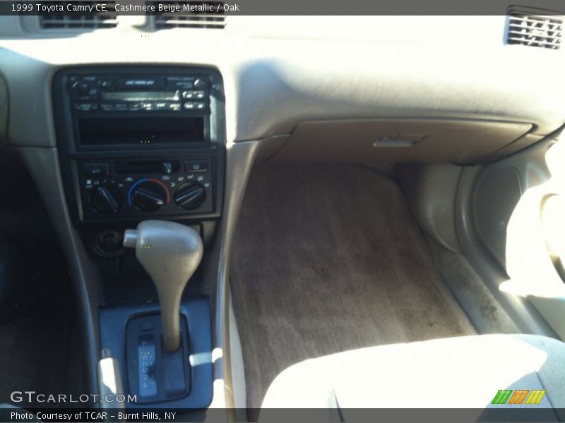 Cashmere Beige Metallic / Oak 1999 Toyota Camry CE