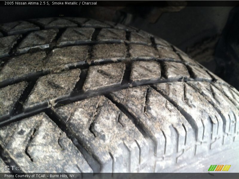 Smoke Metallic / Charcoal 2005 Nissan Altima 2.5 S