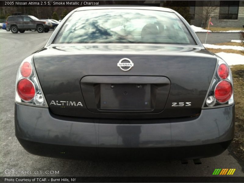 Smoke Metallic / Charcoal 2005 Nissan Altima 2.5 S