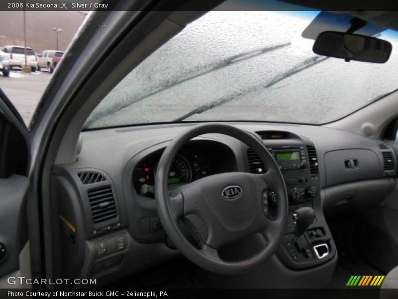 Silver / Gray 2006 Kia Sedona LX
