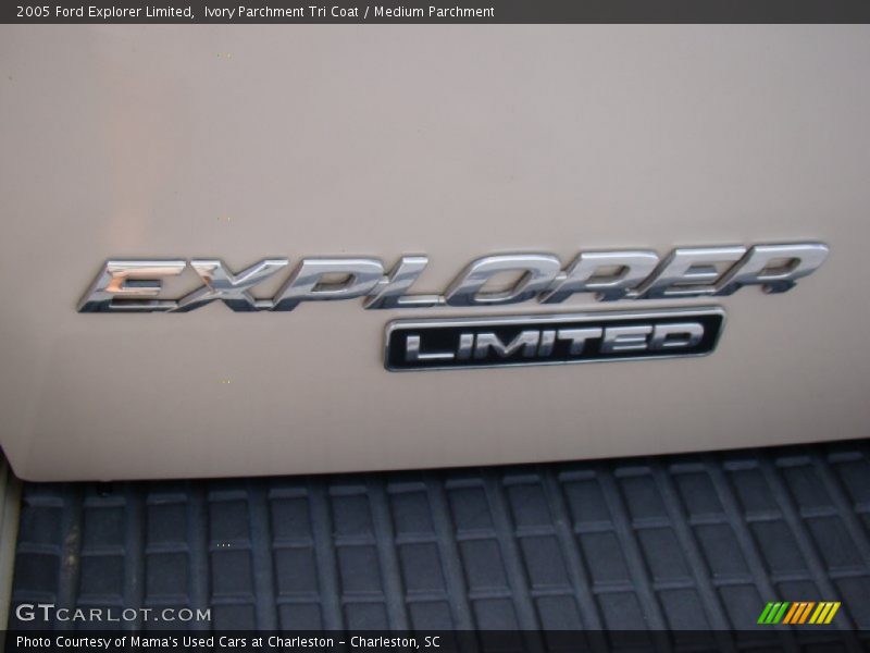 Ivory Parchment Tri Coat / Medium Parchment 2005 Ford Explorer Limited