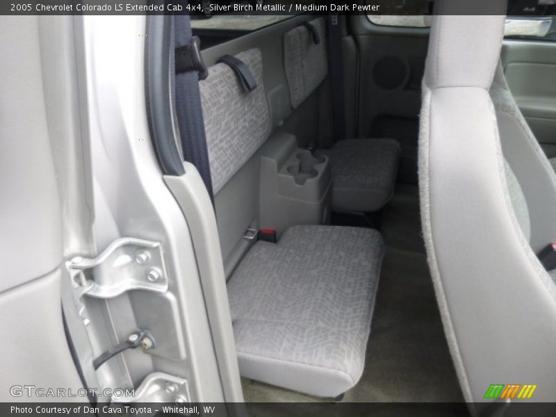 Rear Seat of 2005 Colorado LS Extended Cab 4x4