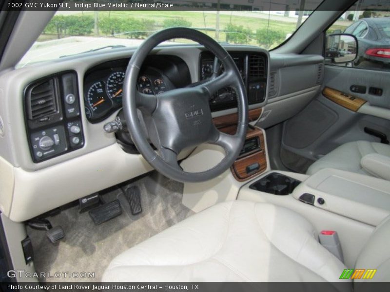 Indigo Blue Metallic / Neutral/Shale 2002 GMC Yukon SLT