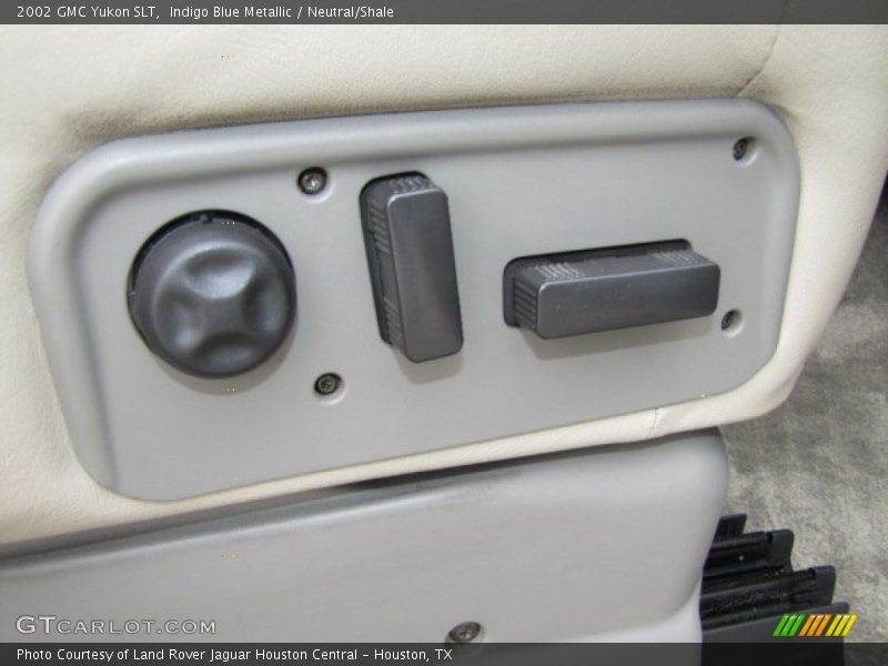 Indigo Blue Metallic / Neutral/Shale 2002 GMC Yukon SLT