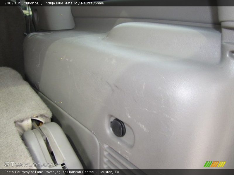 Indigo Blue Metallic / Neutral/Shale 2002 GMC Yukon SLT