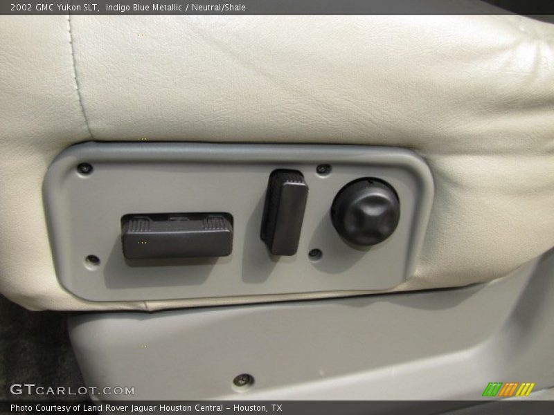 Indigo Blue Metallic / Neutral/Shale 2002 GMC Yukon SLT