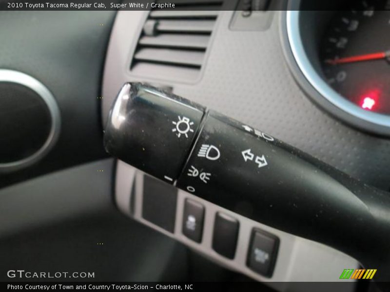 Super White / Graphite 2010 Toyota Tacoma Regular Cab
