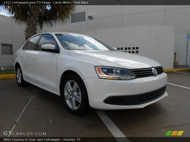 Candy White / Titan Black 2012 Volkswagen Jetta TDI Sedan