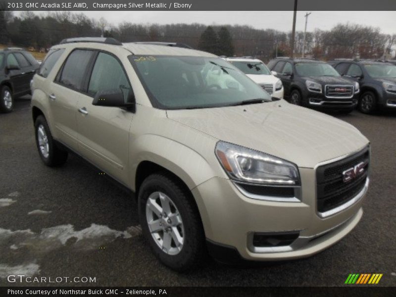 Front 3/4 View of 2013 Acadia SLE AWD