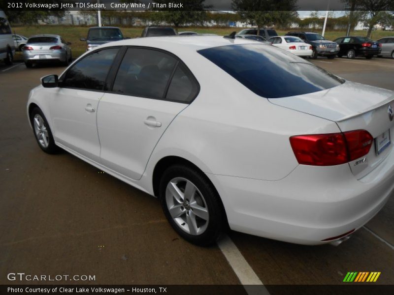 Candy White / Titan Black 2012 Volkswagen Jetta TDI Sedan