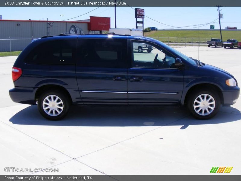Patriot Blue Pearlcoat / Navy Blue 2003 Chrysler Town & Country LXi