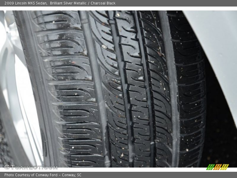 Brilliant Silver Metallic / Charcoal Black 2009 Lincoln MKS Sedan