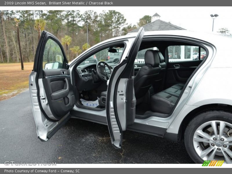 Brilliant Silver Metallic / Charcoal Black 2009 Lincoln MKS Sedan