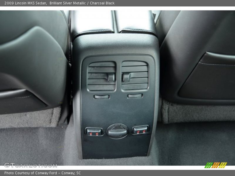 Brilliant Silver Metallic / Charcoal Black 2009 Lincoln MKS Sedan