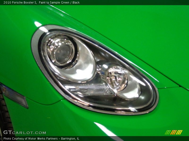 Paint to Sample Green / Black 2010 Porsche Boxster S