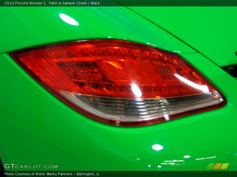 Paint to Sample Green / Black 2010 Porsche Boxster S