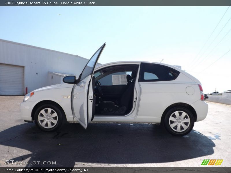 Nordic White / Black 2007 Hyundai Accent GS Coupe