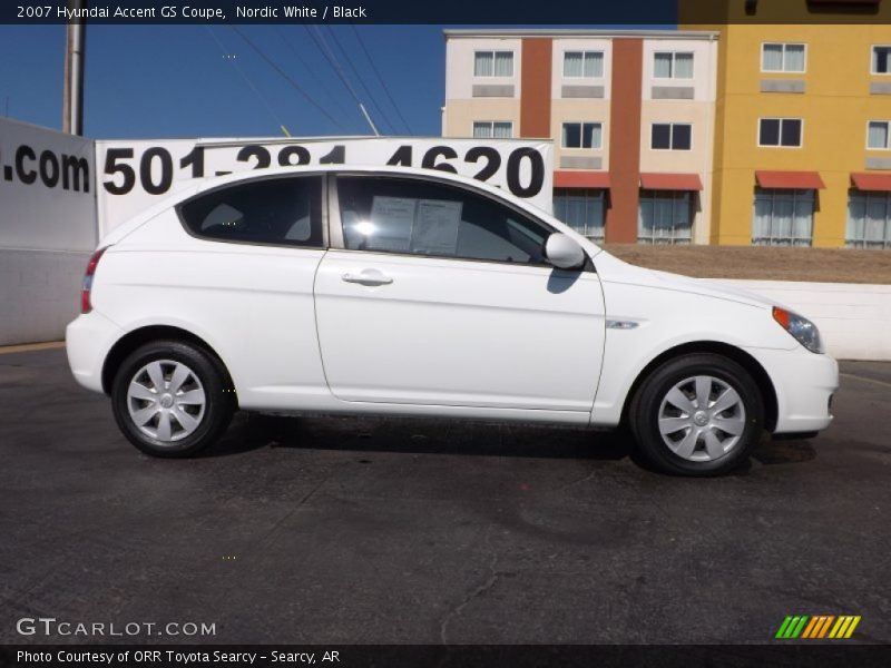 Nordic White / Black 2007 Hyundai Accent GS Coupe