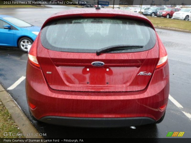 Ruby Red / Charcoal Black 2013 Ford Fiesta SE Hatchback