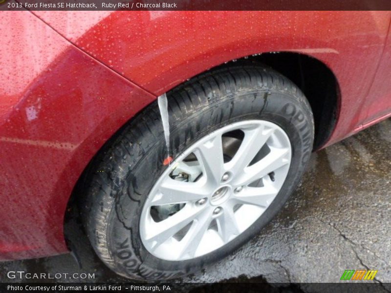 Ruby Red / Charcoal Black 2013 Ford Fiesta SE Hatchback
