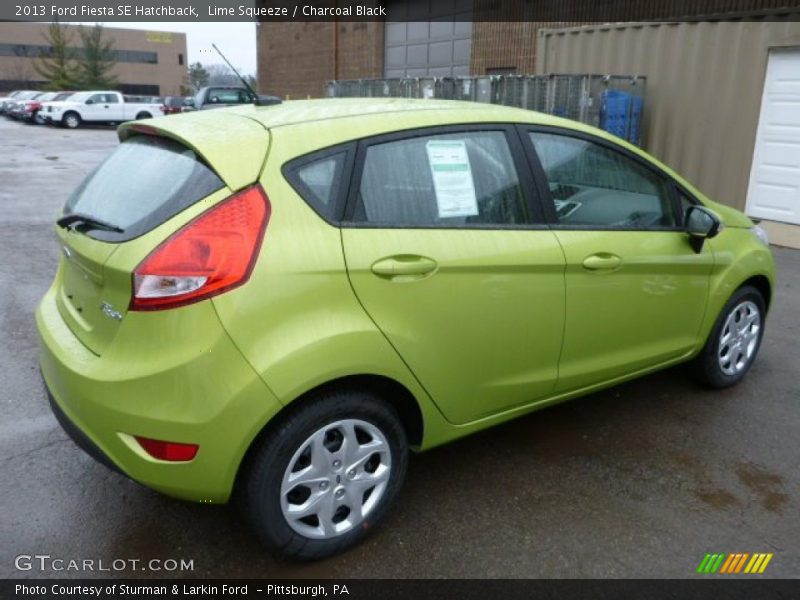 Lime Squeeze / Charcoal Black 2013 Ford Fiesta SE Hatchback