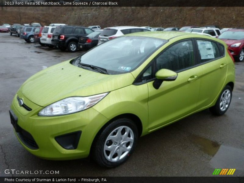 Lime Squeeze / Charcoal Black 2013 Ford Fiesta SE Hatchback