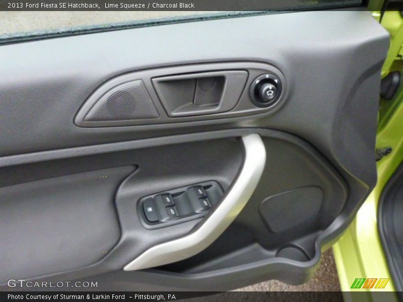 Lime Squeeze / Charcoal Black 2013 Ford Fiesta SE Hatchback