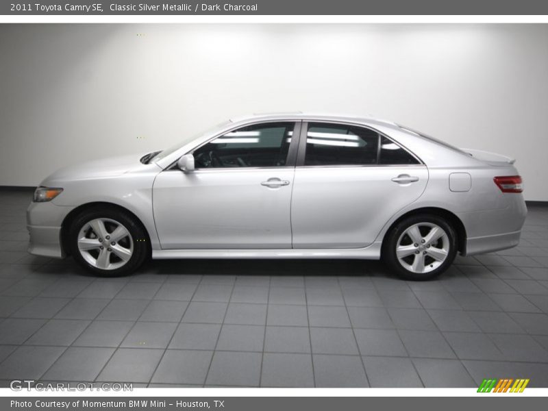 Classic Silver Metallic / Dark Charcoal 2011 Toyota Camry SE
