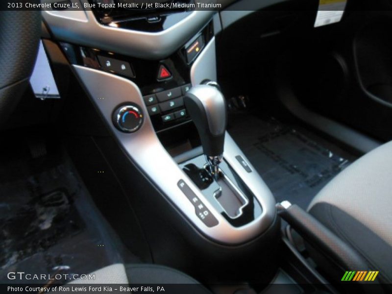Blue Topaz Metallic / Jet Black/Medium Titanium 2013 Chevrolet Cruze LS