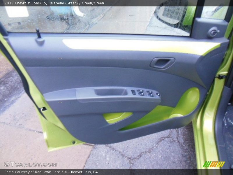 Jalapeno (Green) / Green/Green 2013 Chevrolet Spark LS