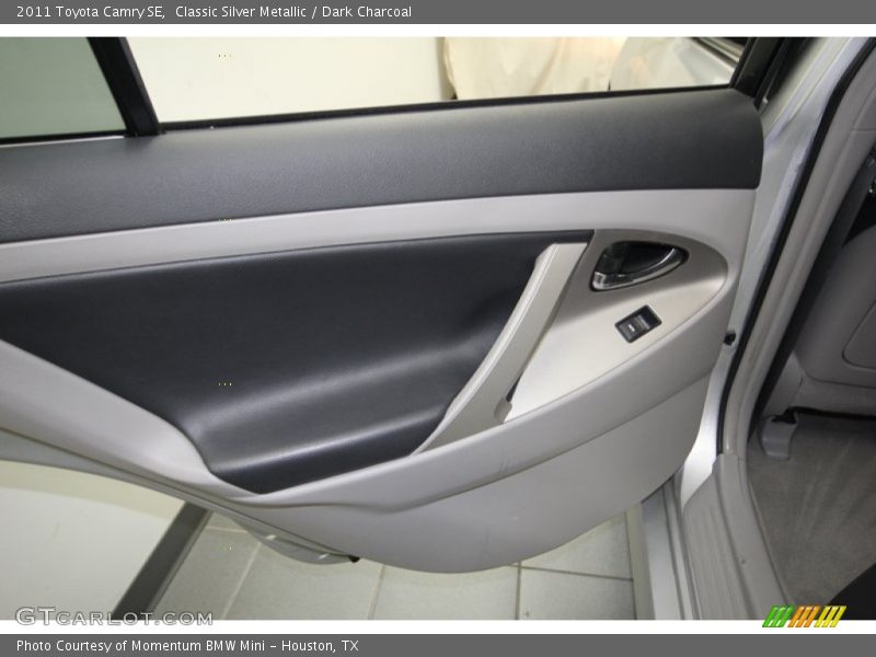 Classic Silver Metallic / Dark Charcoal 2011 Toyota Camry SE