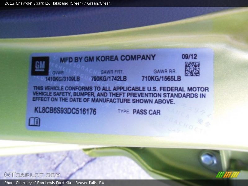 Jalapeno (Green) / Green/Green 2013 Chevrolet Spark LS