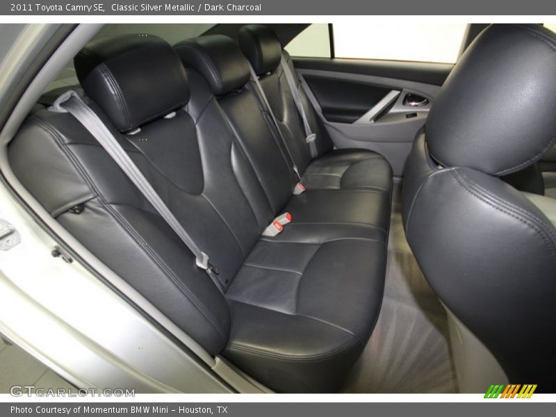 Classic Silver Metallic / Dark Charcoal 2011 Toyota Camry SE