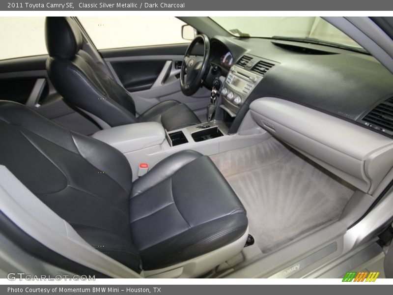 Classic Silver Metallic / Dark Charcoal 2011 Toyota Camry SE