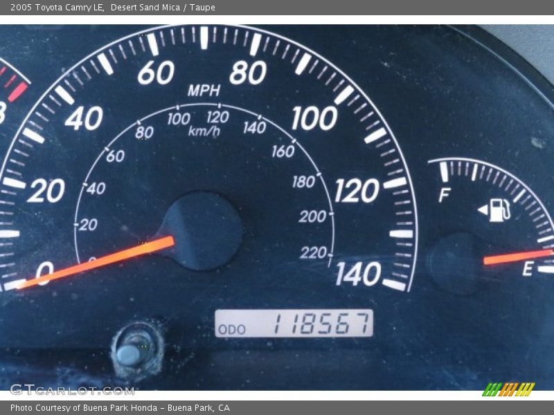 Desert Sand Mica / Taupe 2005 Toyota Camry LE