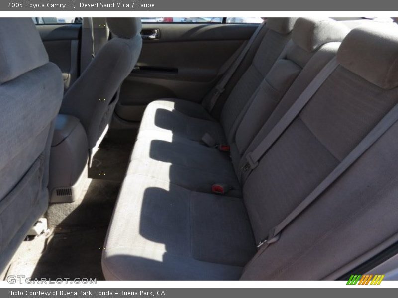 Desert Sand Mica / Taupe 2005 Toyota Camry LE