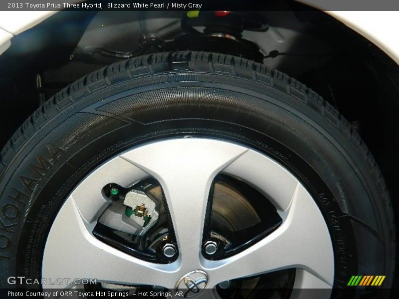 Blizzard White Pearl / Misty Gray 2013 Toyota Prius Three Hybrid